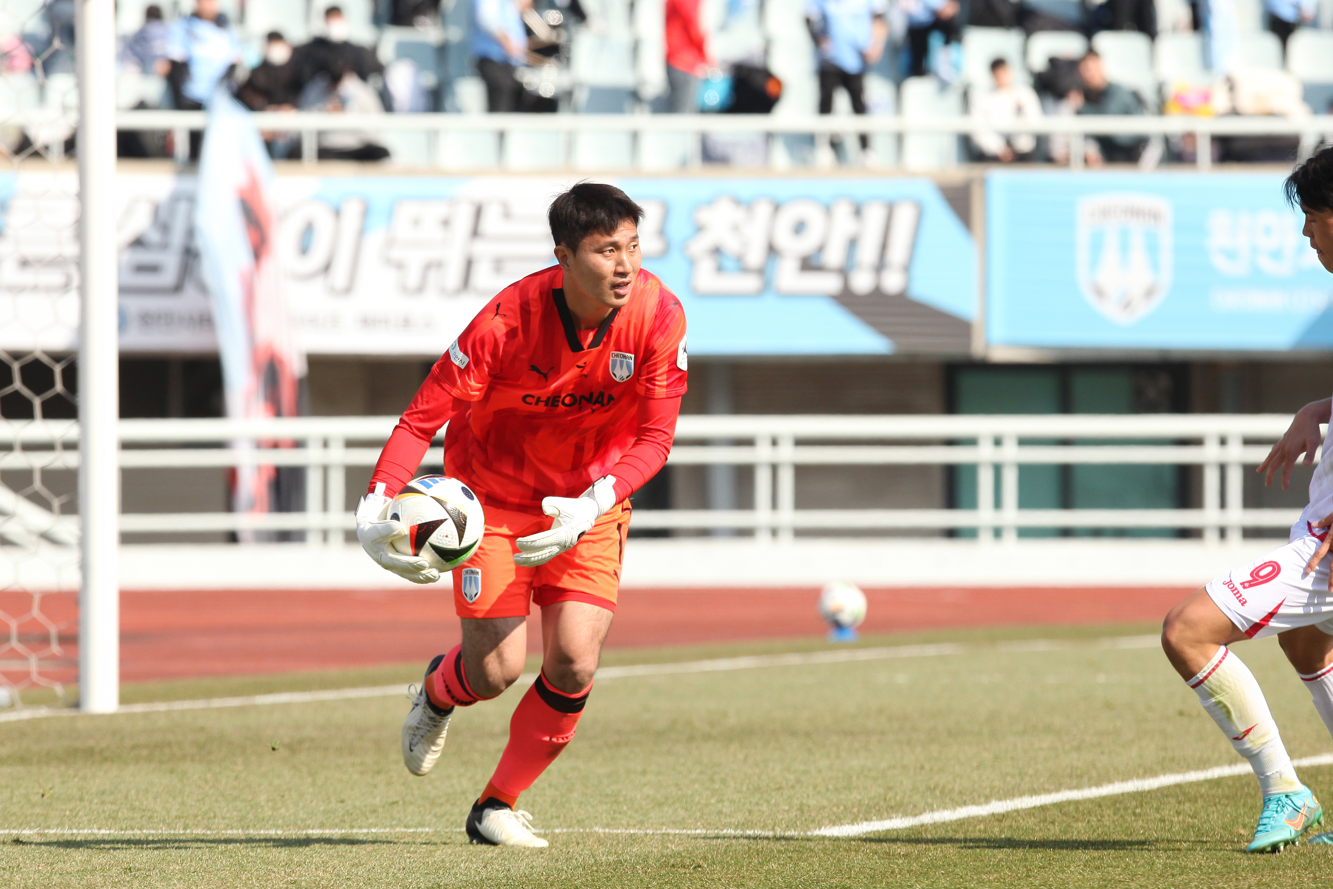 유니크루 상보_1.jpg