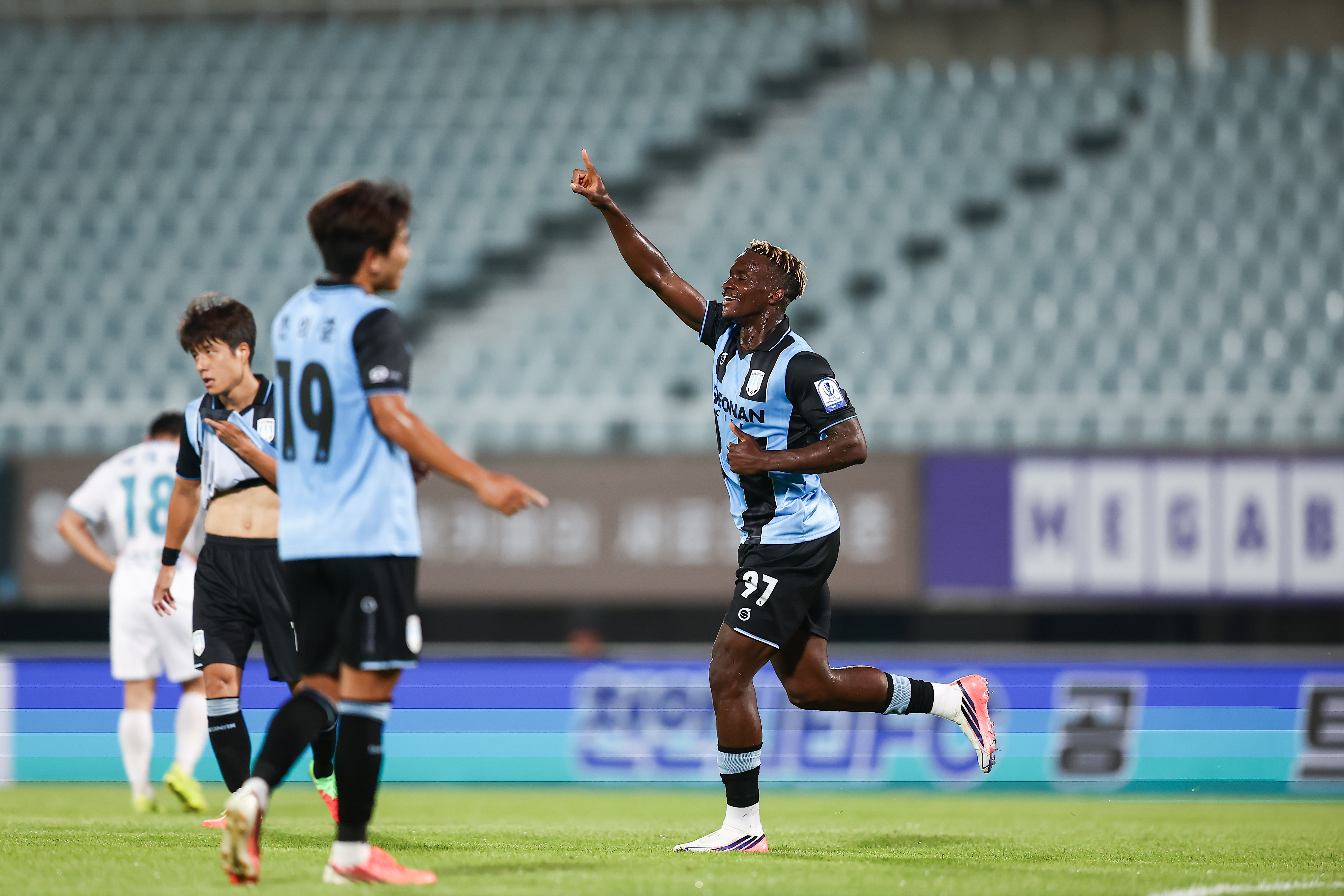 반전의 승리가 필요하다! 천안시티FC, 서울이랜드 원정 승점 3점 도전_사진2.jpg